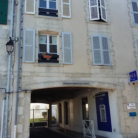 Apartment Baron Chantal *